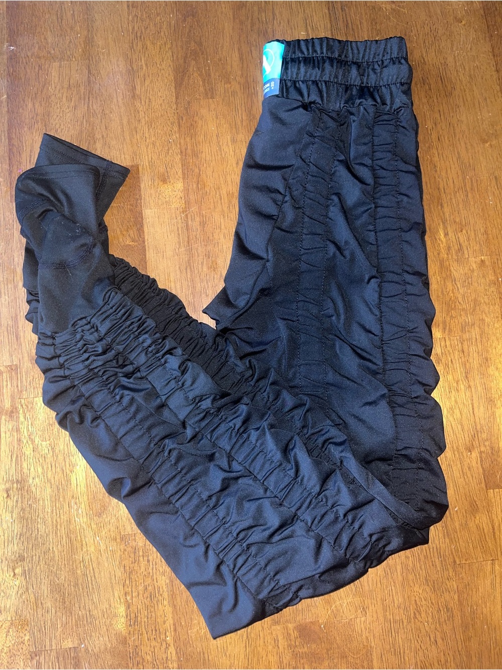 Agogie resistant band leggings black large